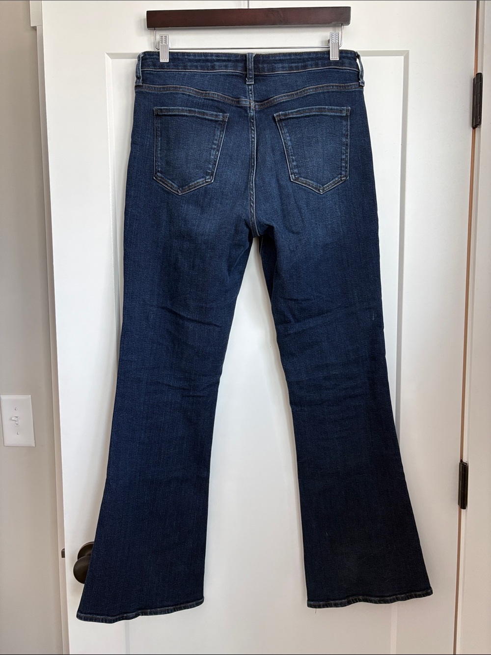 Quince Luna Stretch Flare Jeans 31L (Long) in Midnight Blue - Picture 2 of 13